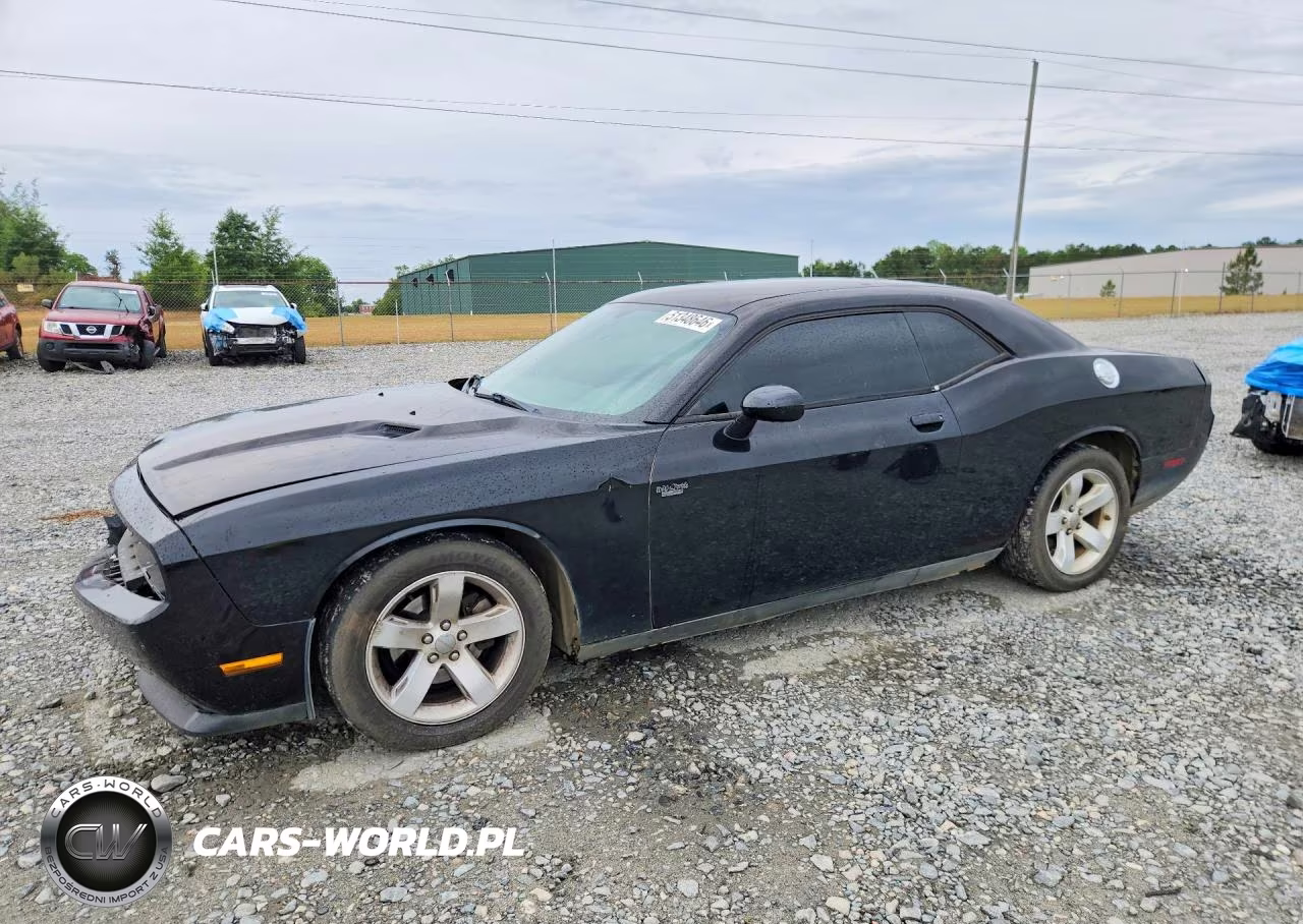2012 Dodge Challenger Sxt