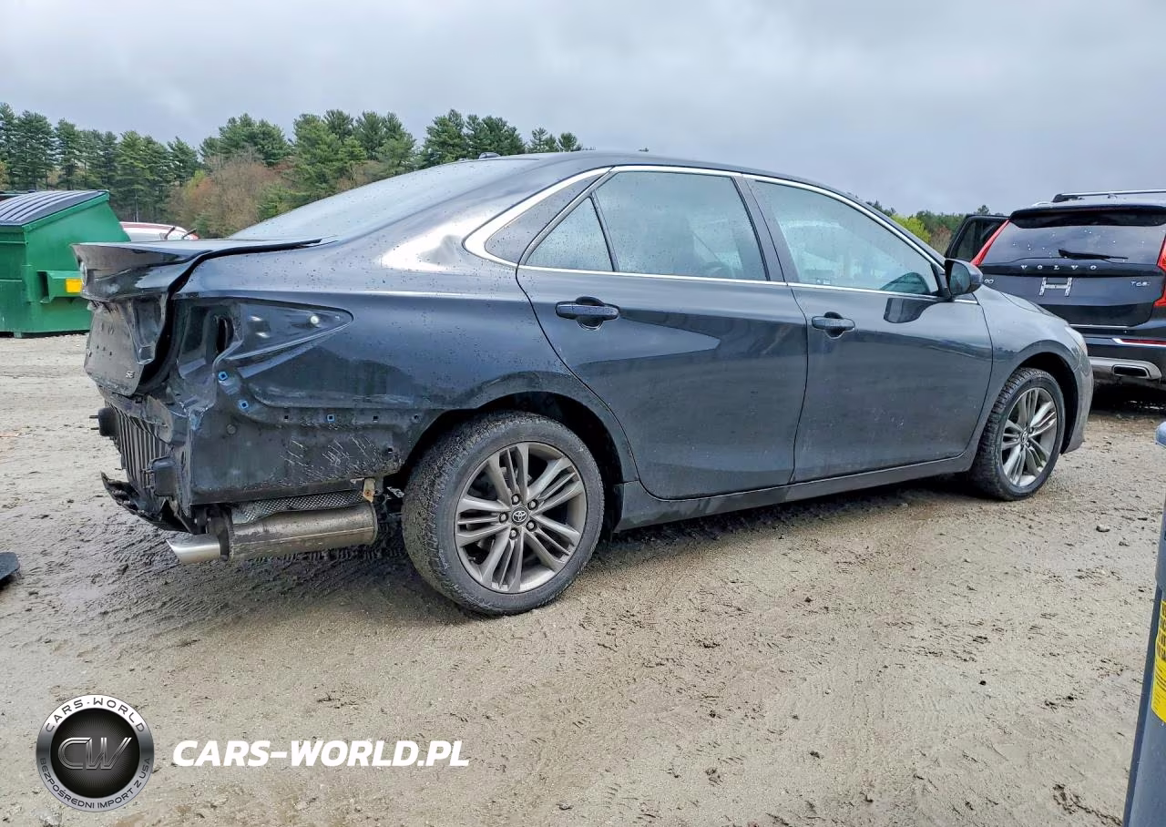 2016 Toyota Camry Se VIN:4T1BF1FK5GU261659 - 3