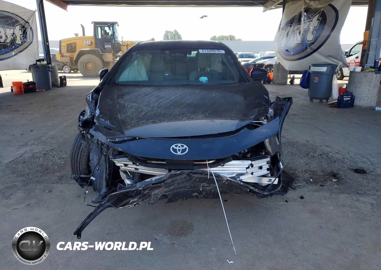 2024 Toyota Prius Xle VIN:JTDACAAU1R3040070 - 5
