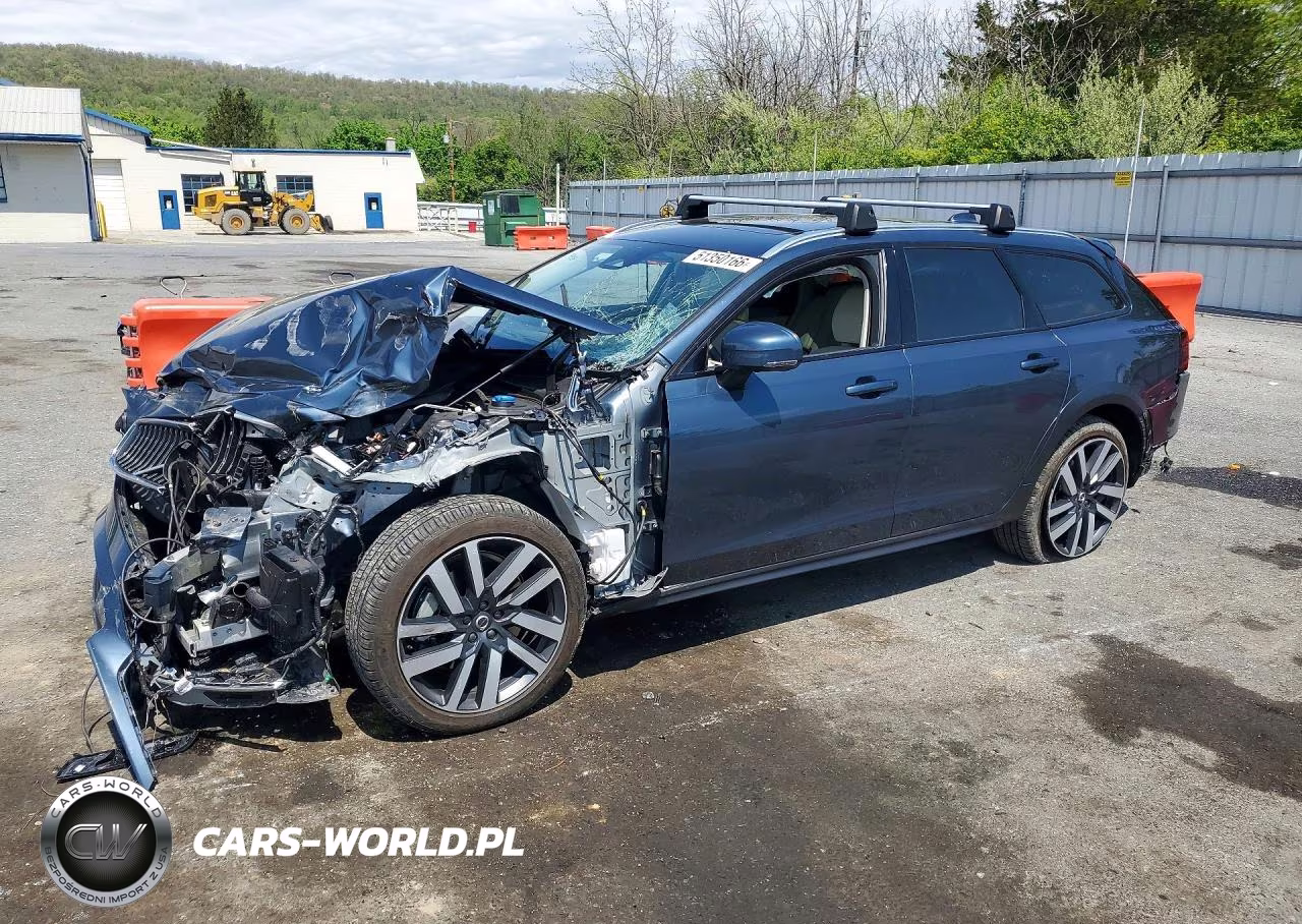 2025 Volvo V90 – zdjęcie 1 z 13