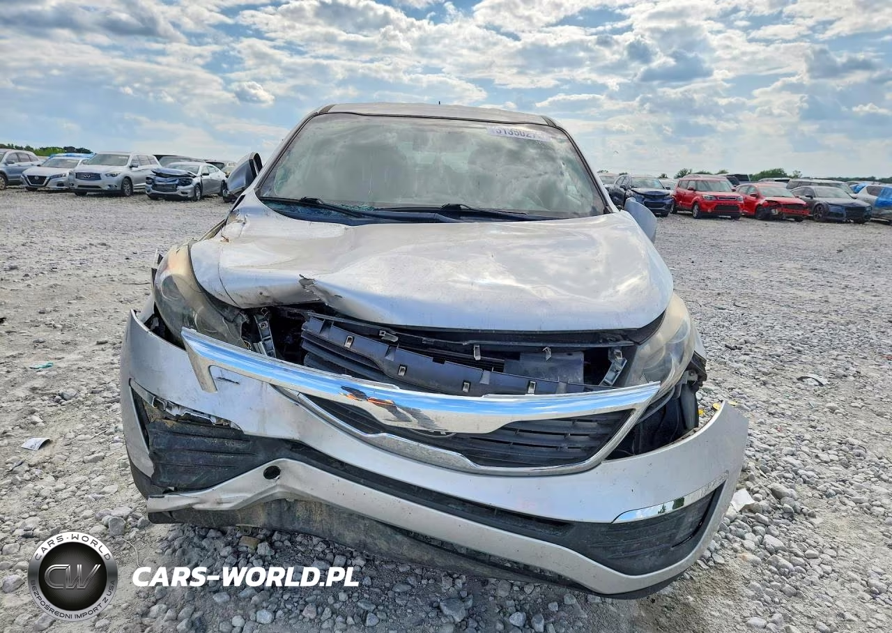 2013 Kia Sportage Lx VIN:KNDPBCA27D7394636 - 5