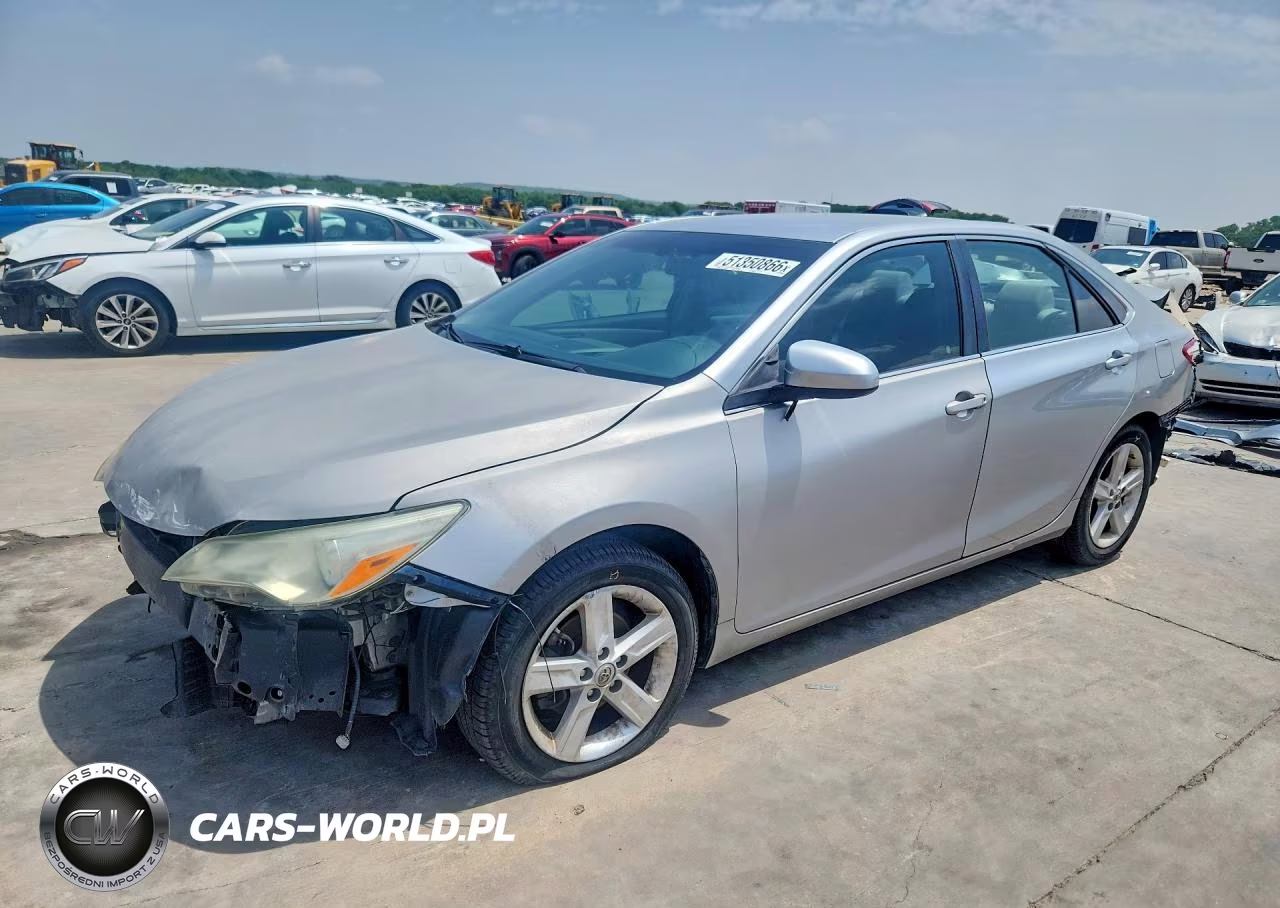 2016 Toyota Camry Le
