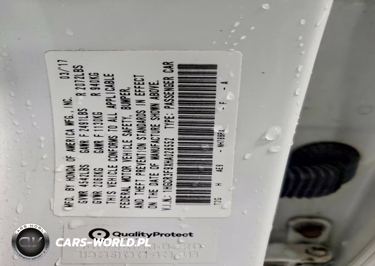 2017 Honda Accord Touring VIN:1HGCR3F9XHA028552 - 13