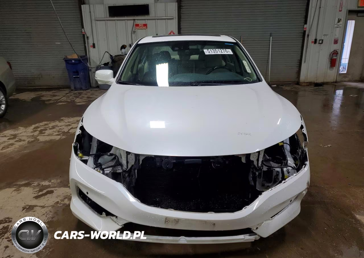 2017 Honda Accord Touring VIN:1HGCR3F9XHA028552 - 5