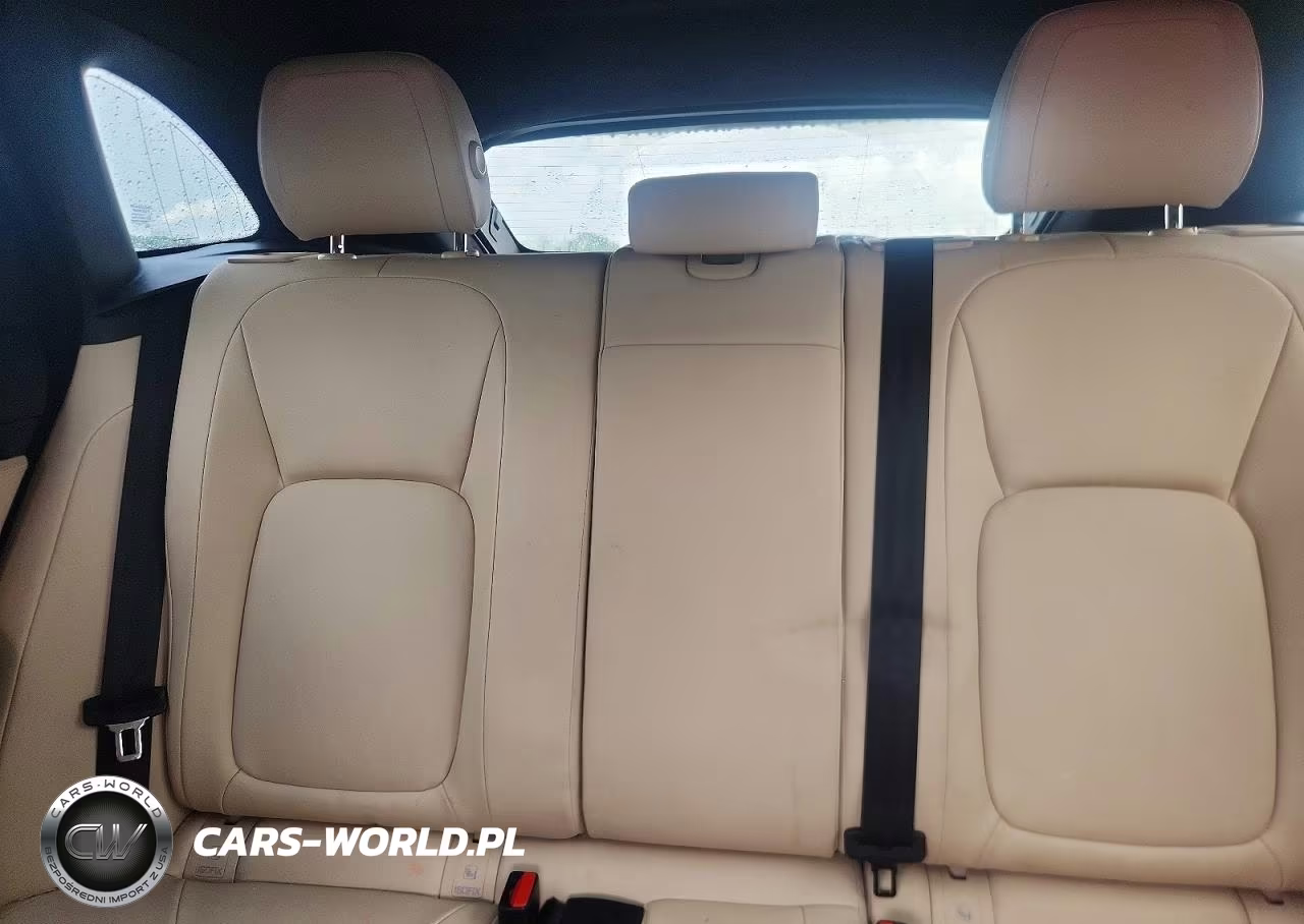 2019 Jaguar F-Pace Premium VIN:SADCJ2FXXKA354295 - 10