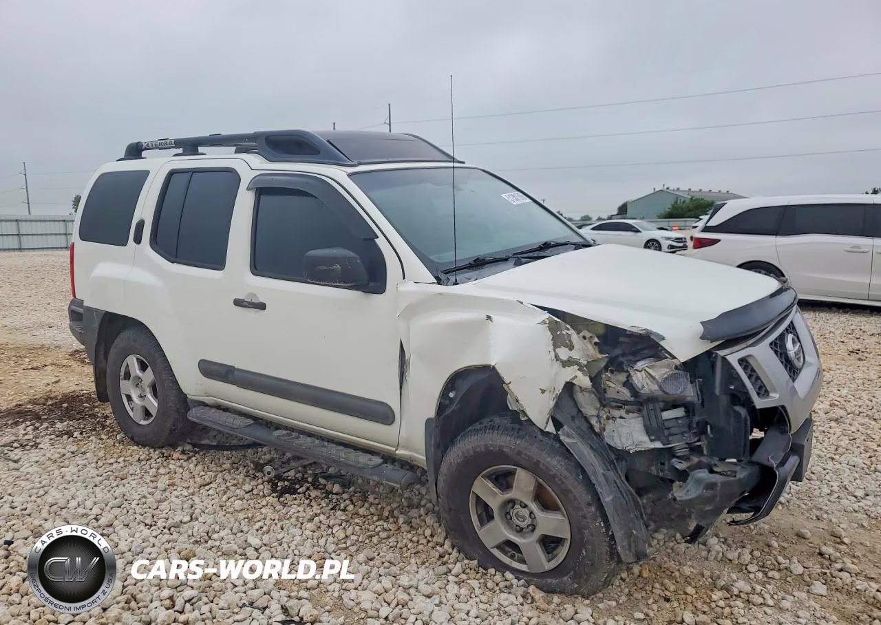 2015 Nissan Xterra S VIN:5N1AN0NU9FN660918 - 4