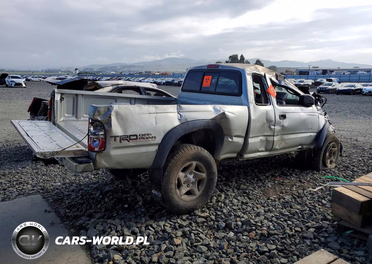 2003 Toyota Tacoma Xtracab VIN:5TEWN72N03Z301868 - 3