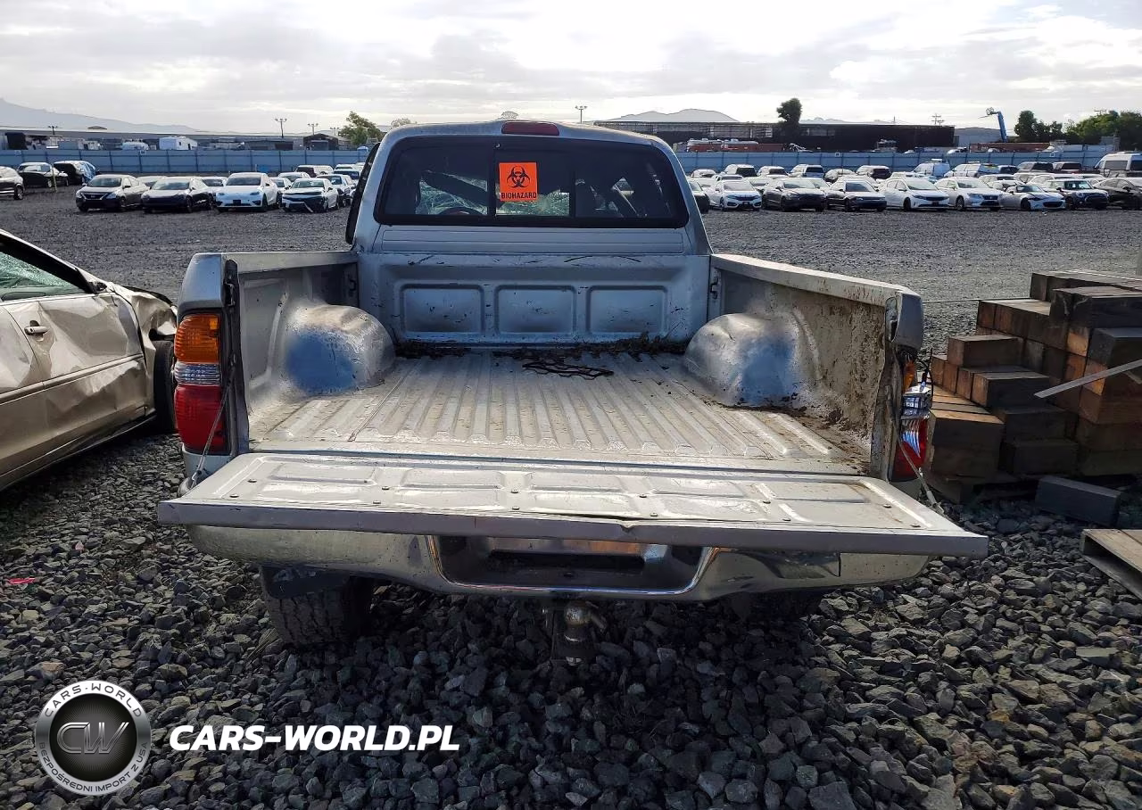2003 Toyota Tacoma Xtracab VIN:5TEWN72N03Z301868 - 6