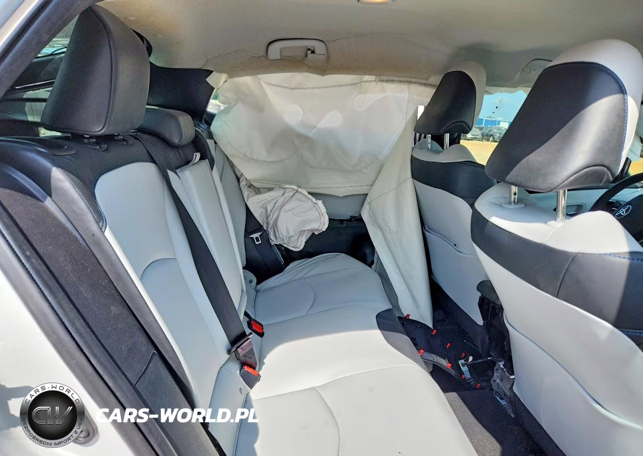 2022 Toyota Prius Limited VIN:JTDKAMFU8N3164819 - 11