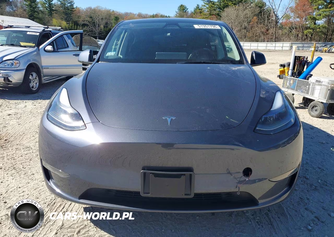 2023 Tesla Model Y VIN:7SAYGAEE5PF935196 - 5