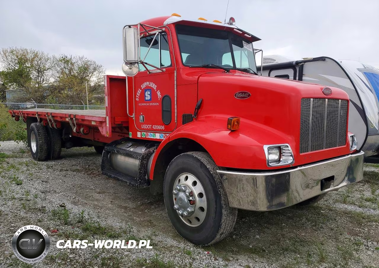 2003 Peterbilt 330 - Flat Bed Truck VIN:2NPNHZ7X63M597127 - 4