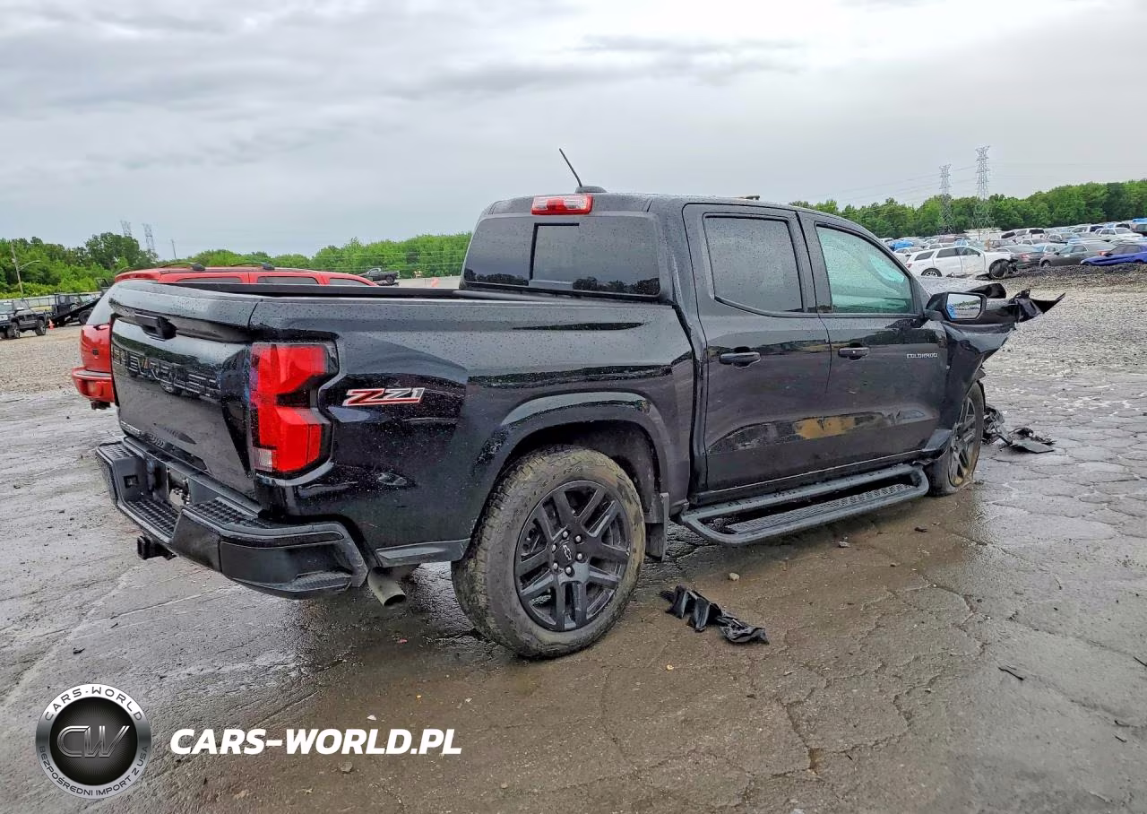 2024 Chevrolet Colorado Z71 VIN:1GCPTDEK4R1306259 - 3