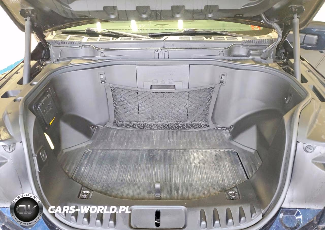 2023 Ford F150 Lightning Pro VIN:1FTVW1EV1PWG29160 - 11