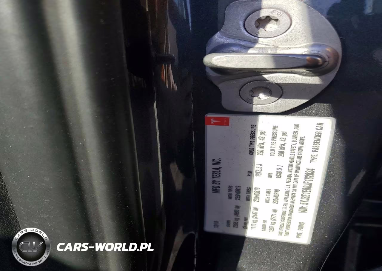 2018 Tesla Model 3 VIN:5YJ3E1EB0JF182834 - 12