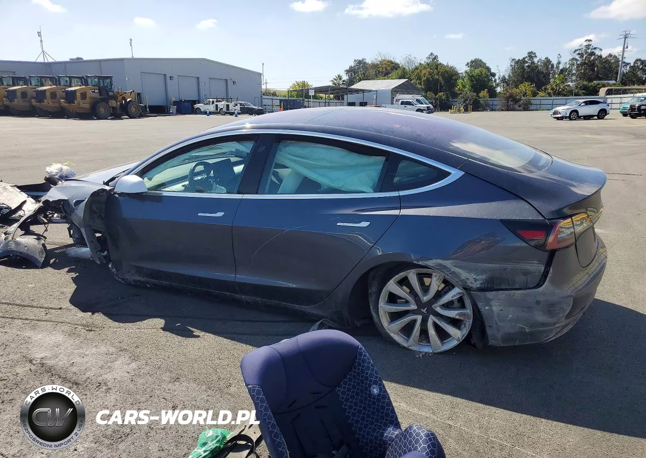 2018 Tesla Model 3 VIN:5YJ3E1EB0JF182834 - 2