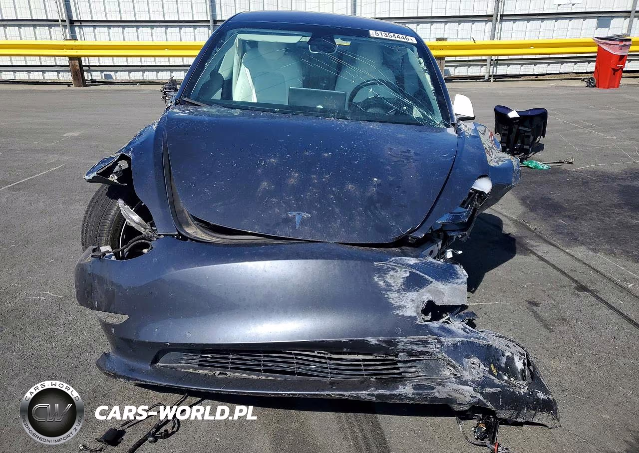 2018 Tesla Model 3 VIN:5YJ3E1EB0JF182834 - 5