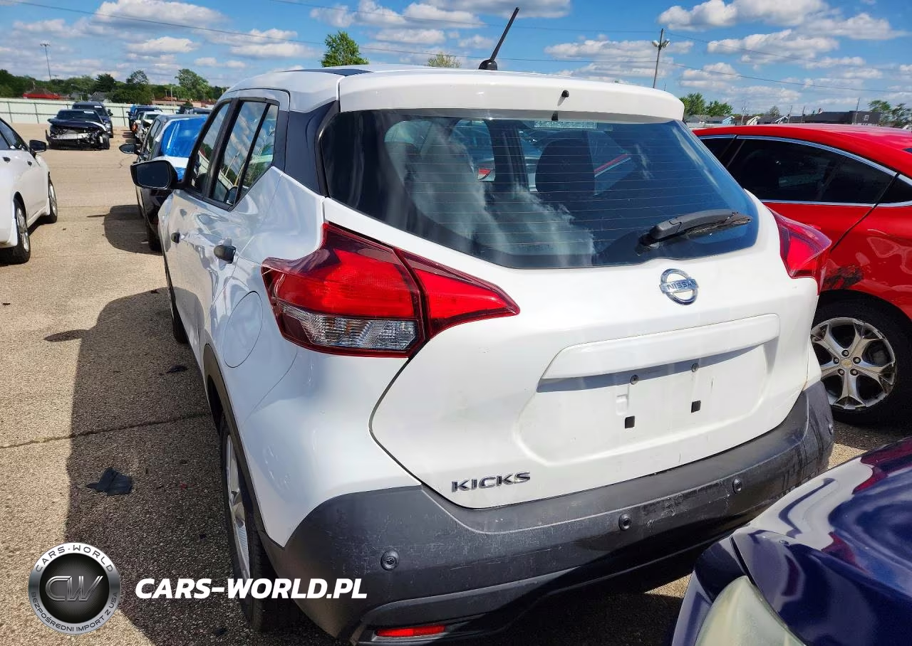 2020 Nissan Kicks S VIN:3N1CP5BV7LL528935 - 6