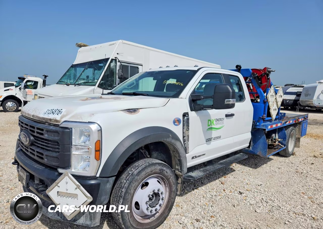 2025 Ford F550 Super Duty VIN:1FD0X5HT3SEC68789 - 1