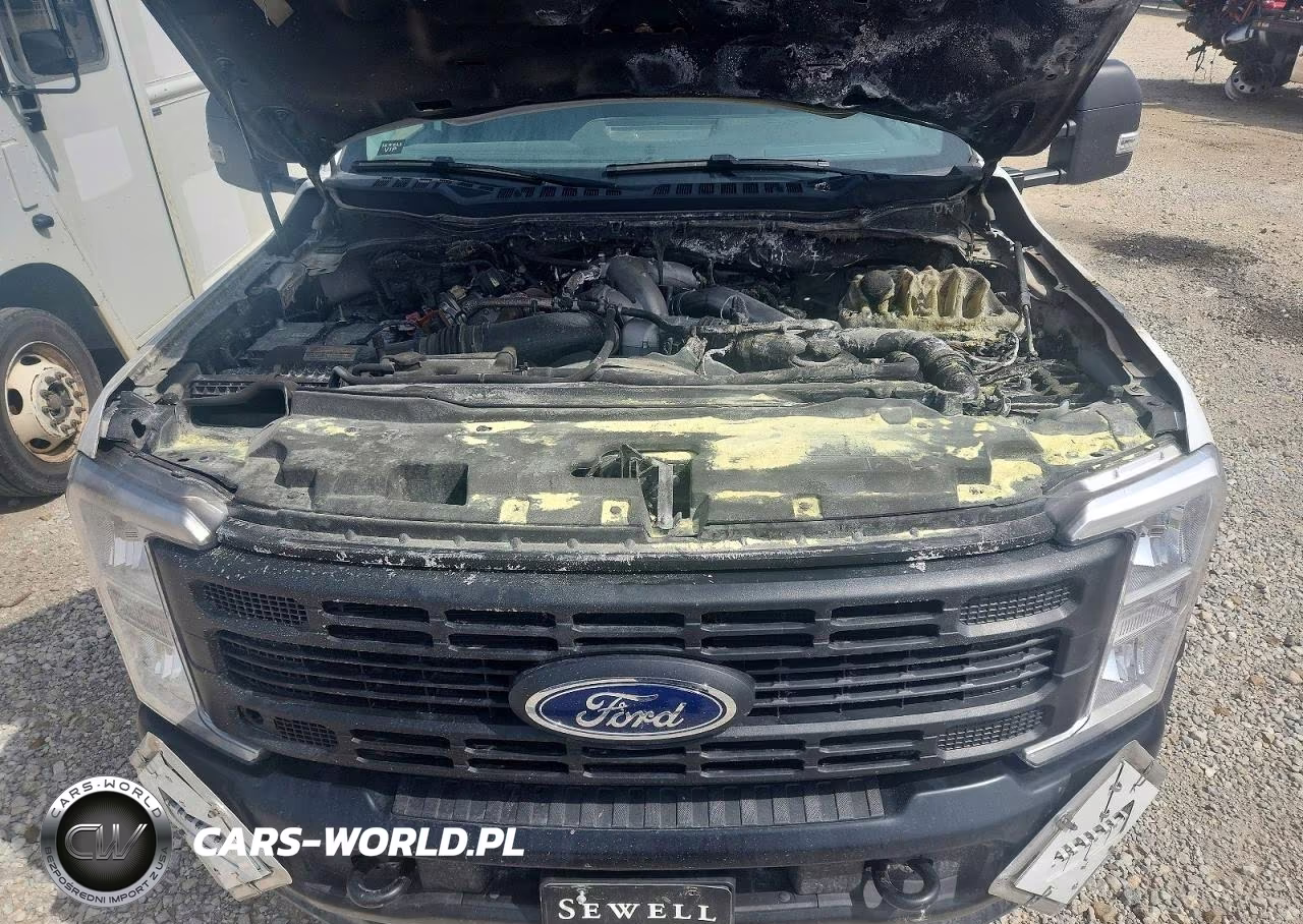 2025 Ford F550 Super Duty VIN:1FD0X5HT3SEC68789 - 11
