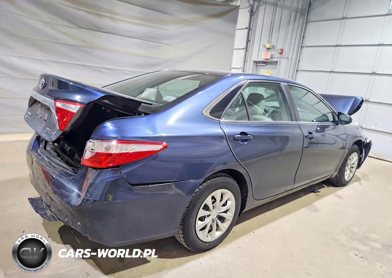 2016 Toyota Camry Le VIN:4T4BF1FK2GR523062 - 3