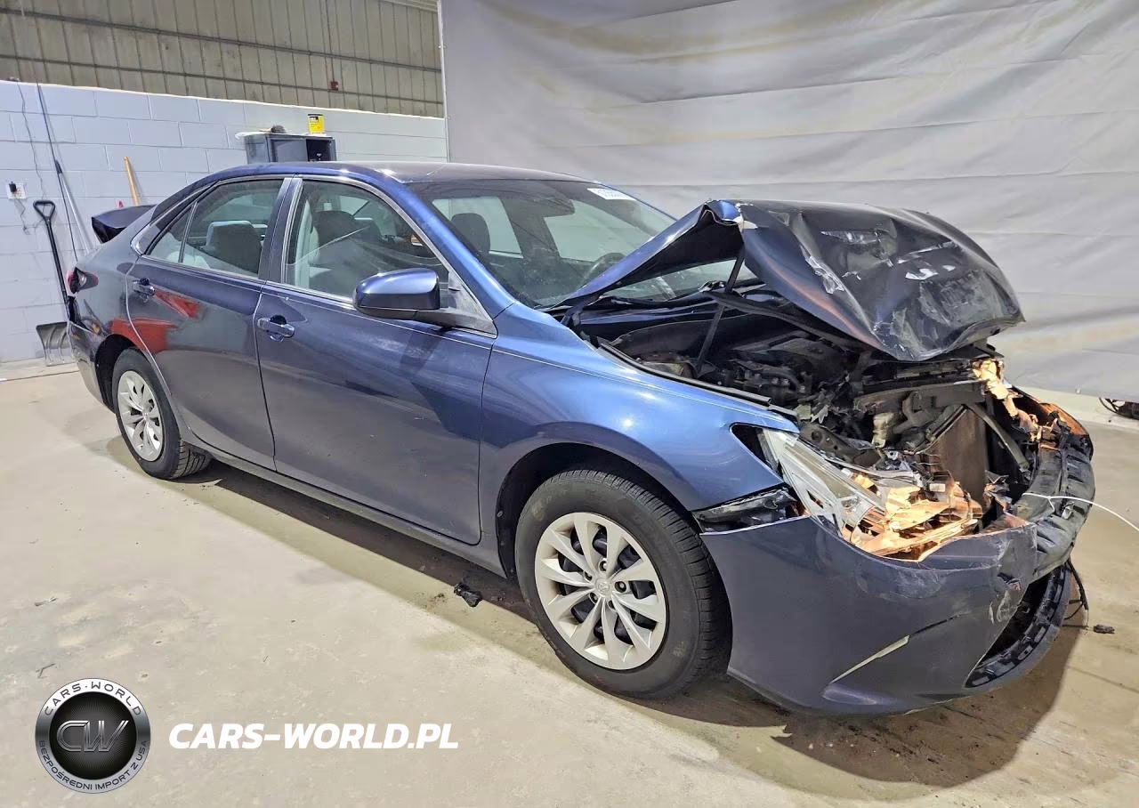 2016 Toyota Camry Le VIN:4T4BF1FK2GR523062 - 4
