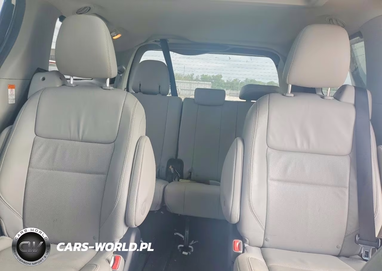 2015 Toyota Sienna Limited Premium 7-Passenger VIN:5TDYK3DC6FS625821 - 10