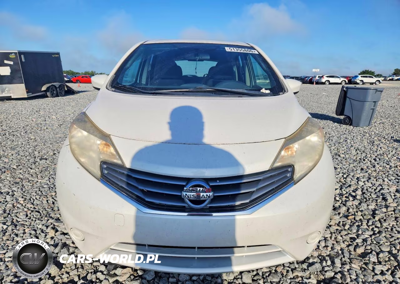 2015 Nissan Versa Note S Plus VIN:3N1CE2CP8FL381632 - 5