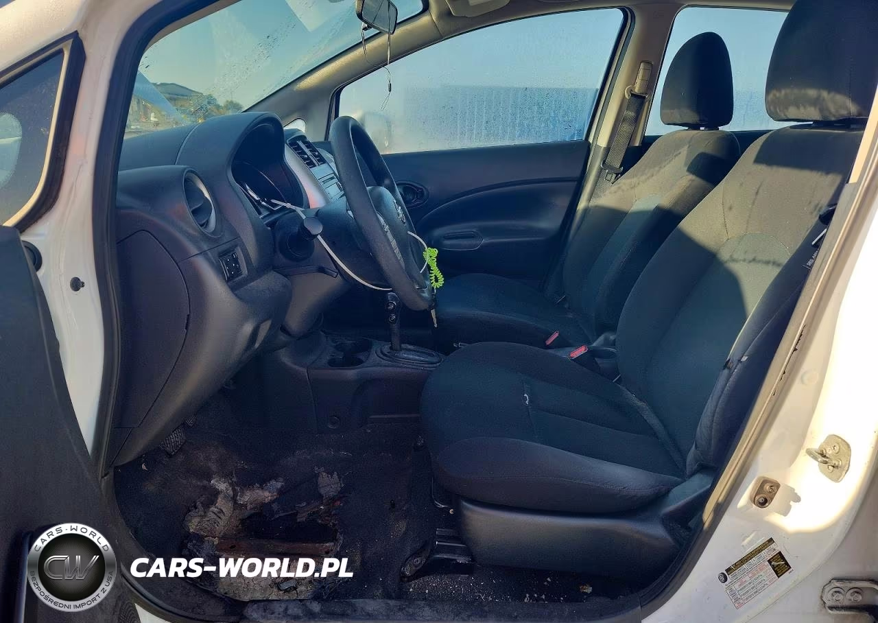 2015 Nissan Versa Note S Plus VIN:3N1CE2CP8FL381632 - 7