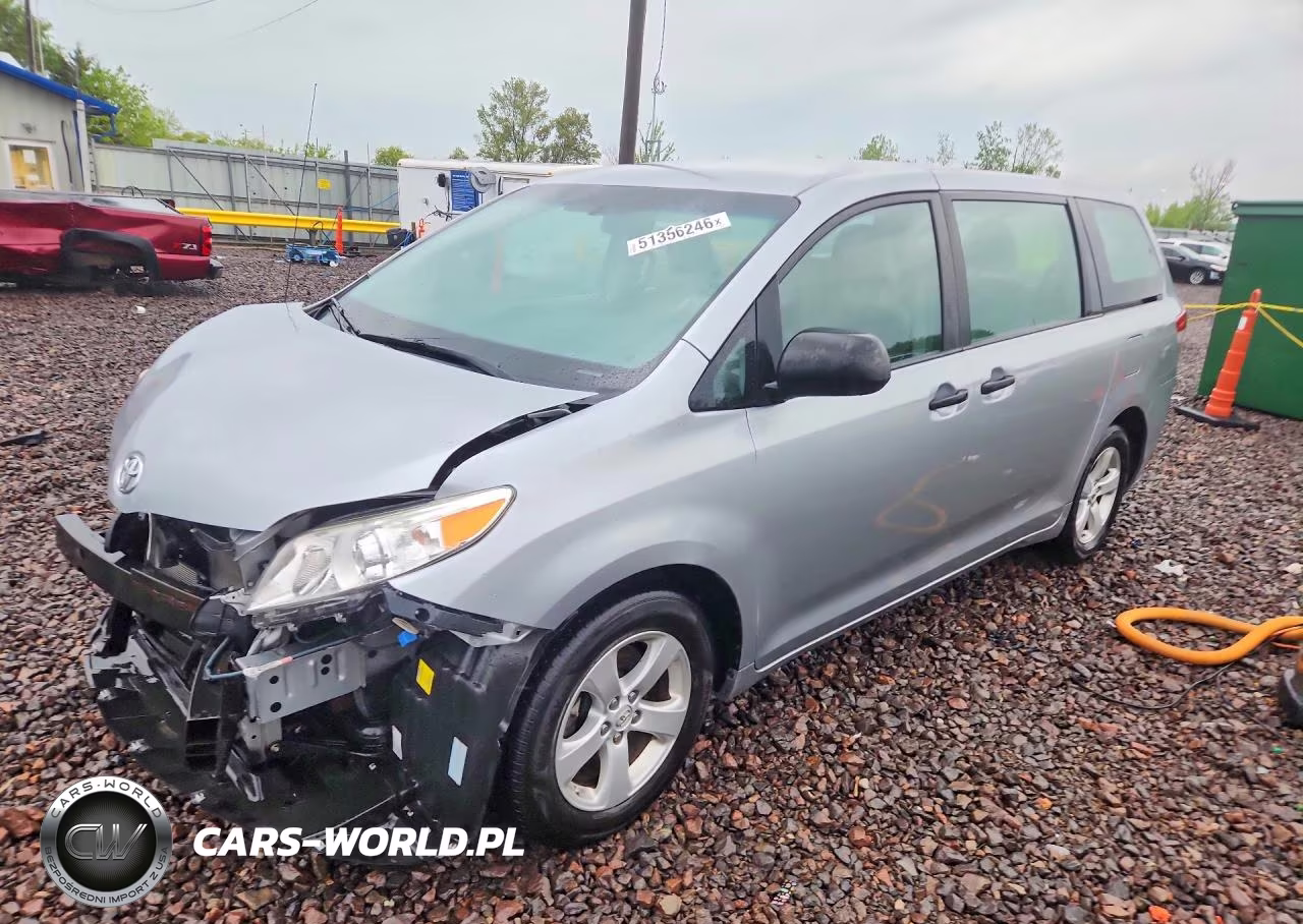 2014 Toyota Sienna L 7-Passenger