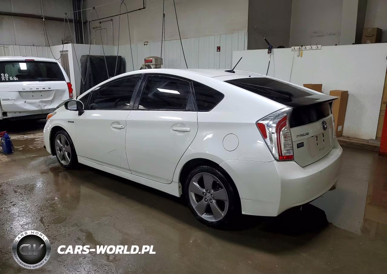 2015 Toyota Prius Persona Series VIN:JTDKN3DU0F0426370 - 2