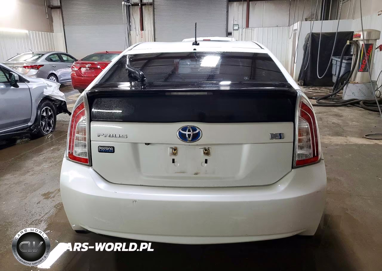 2015 Toyota Prius Persona Series VIN:JTDKN3DU0F0426370 - 6