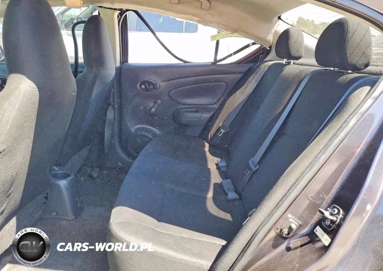 2015 Nissan Versa 1.6 S Plus VIN:3N1CN7AP3FL830621 - 10