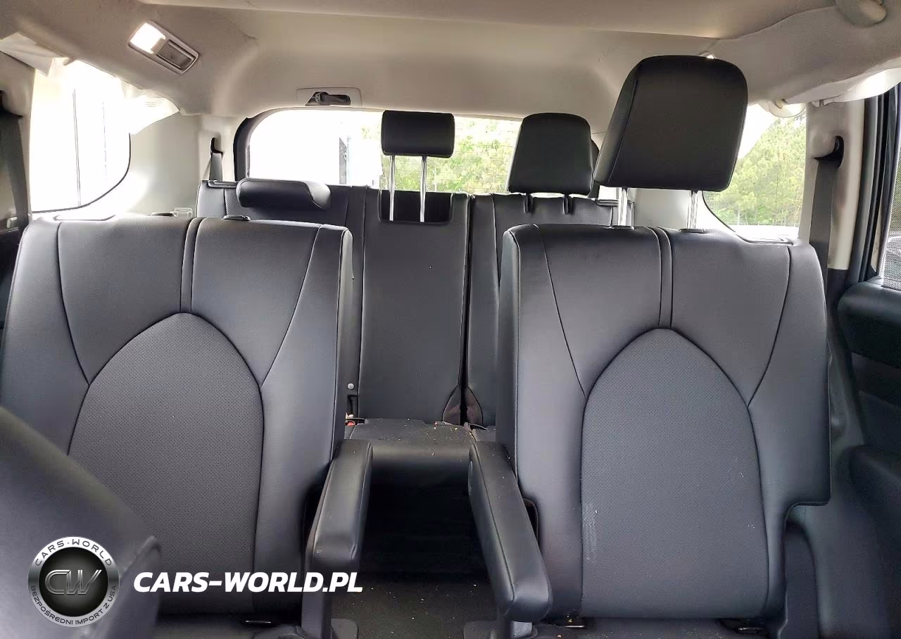 2026 Toyota Grand Highlander Hybrid Xle VIN:5TDACAB56TS085874 - 10