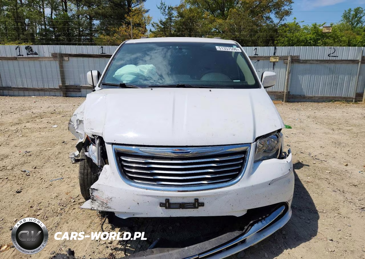 2016 Chrysler Town & Country Touring VIN:2C4RC1BG9GR188161 - 5