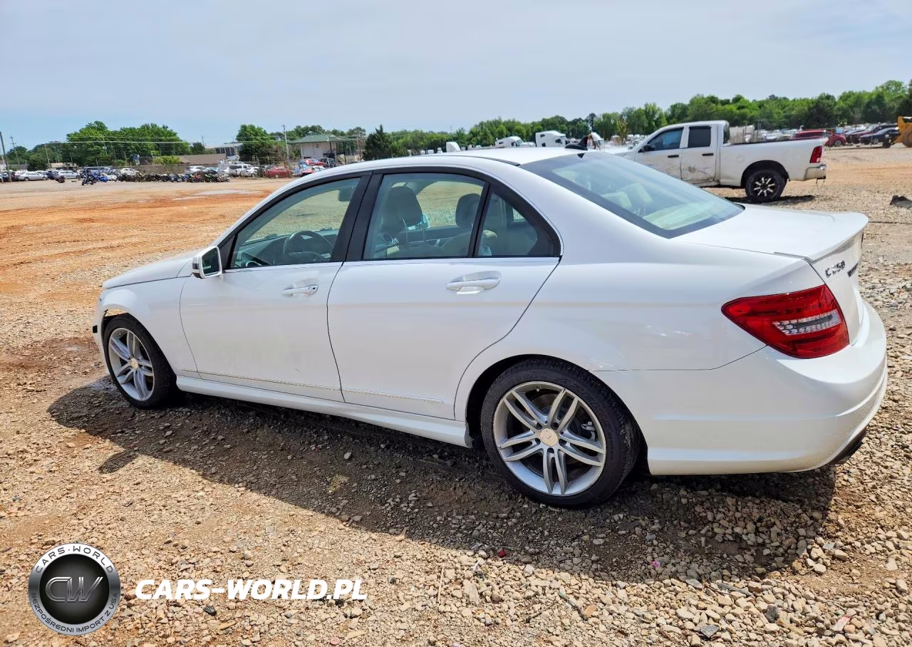 2014 Mercedes-Benz C 250 VIN:WDDGF4HB0EG206126 - 2