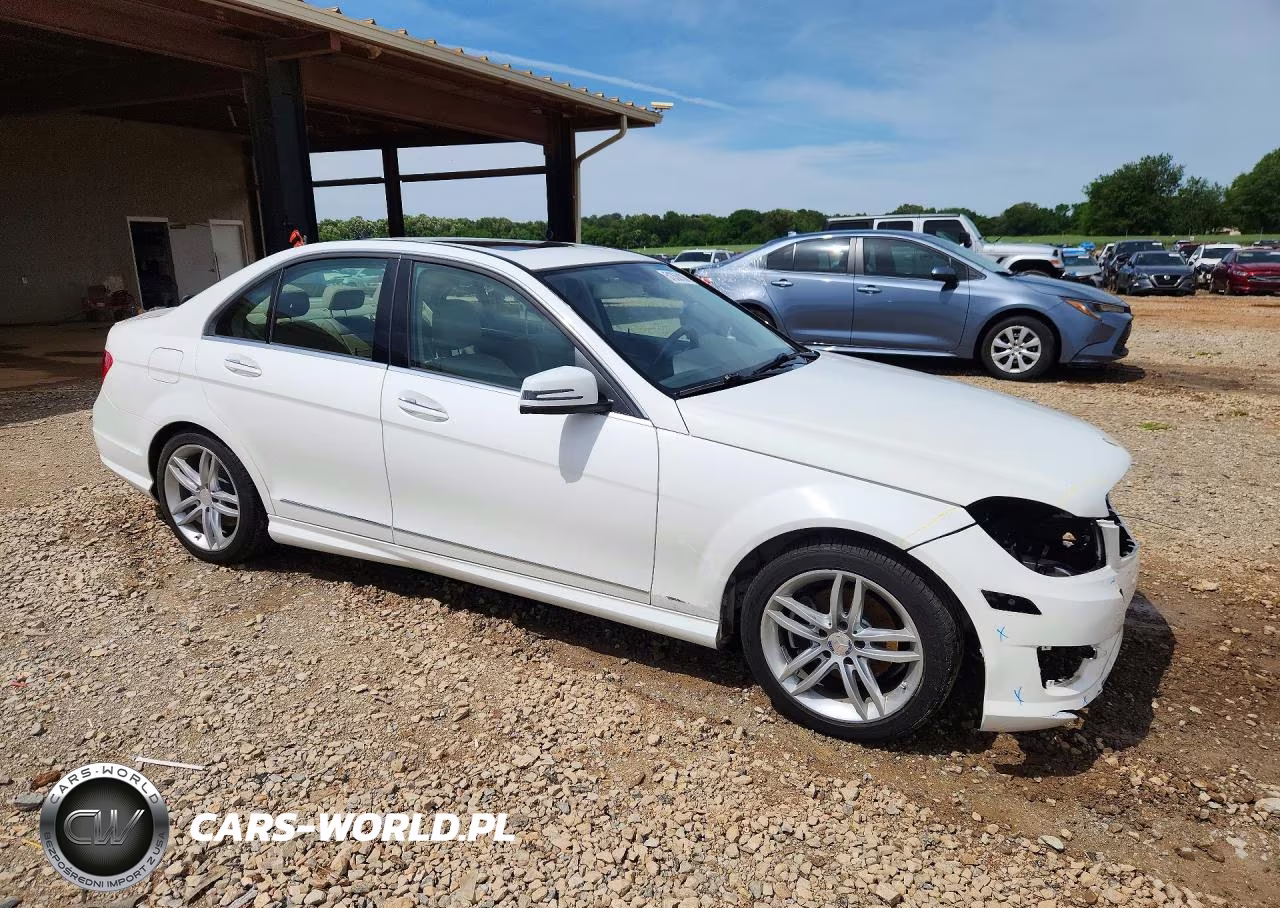 2014 Mercedes-Benz C 250 VIN:WDDGF4HB0EG206126 - 4