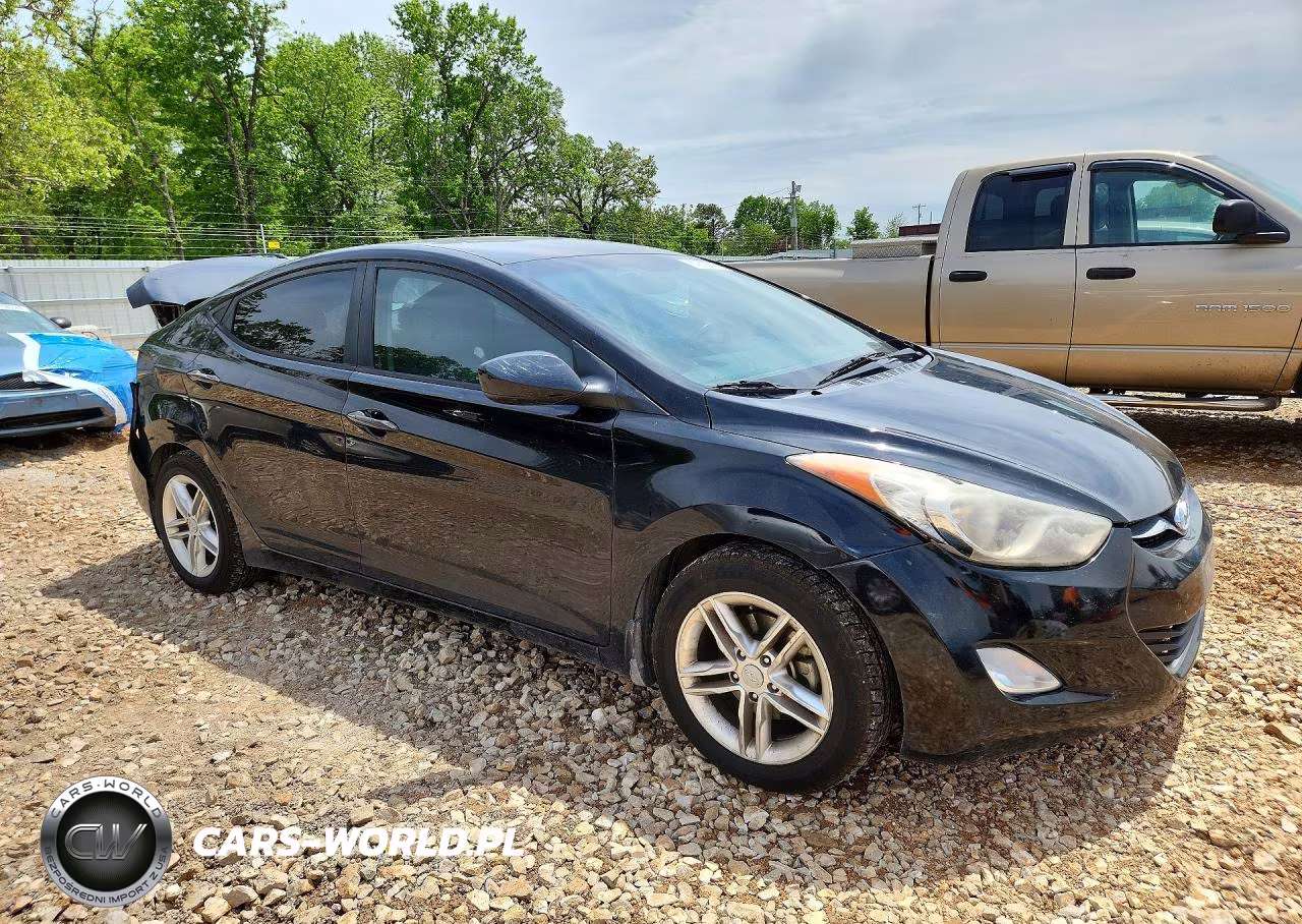 2013 Hyundai Elantra Gls VIN:KMHDH4AE5DU533502 - 4