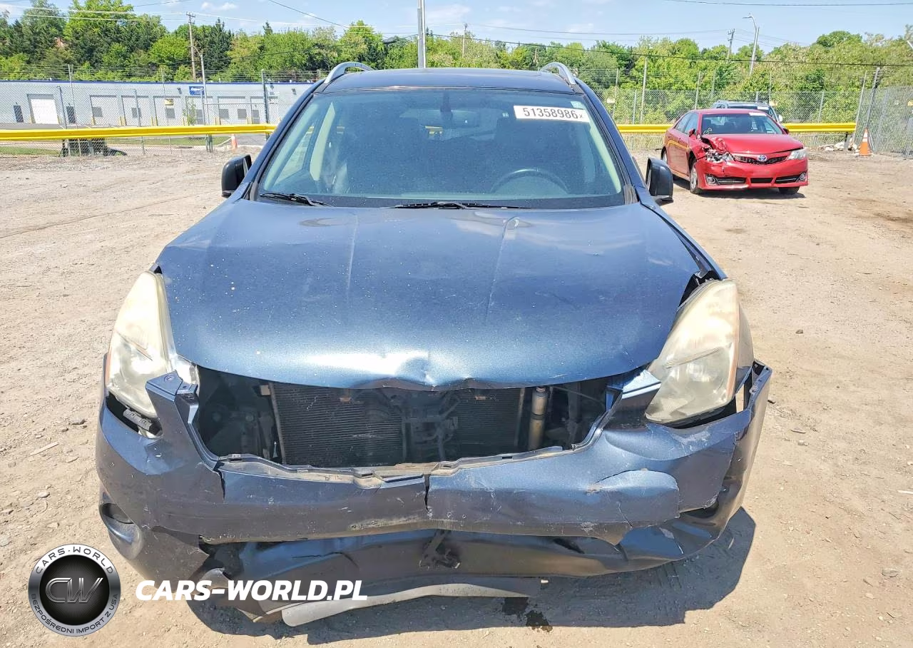 2013 Nissan Rogue S VIN:JN8AS5MV2DW619403 - 5