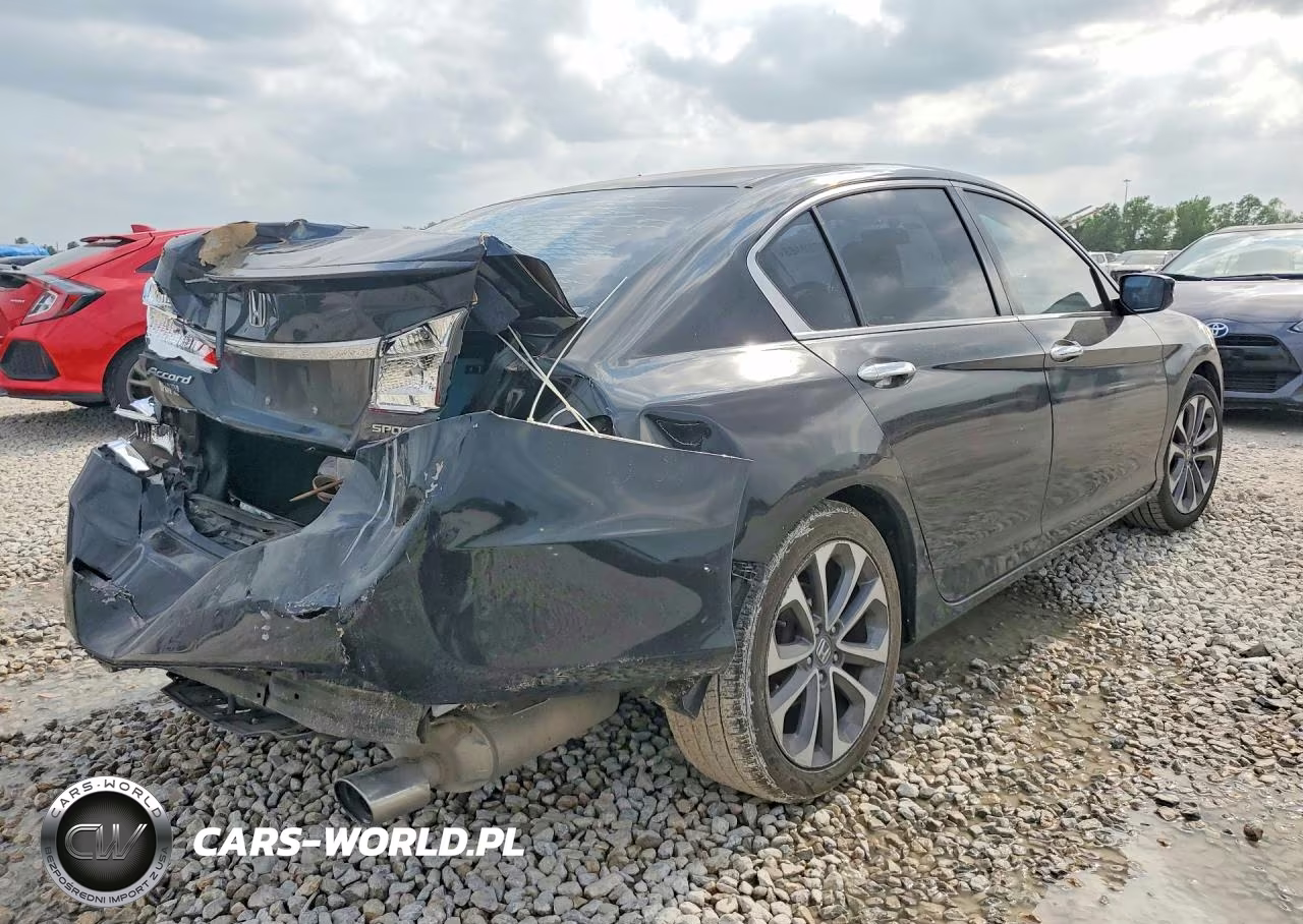 2015 Honda Accord Sport VIN:1HGCR2F50FA183227 - 3