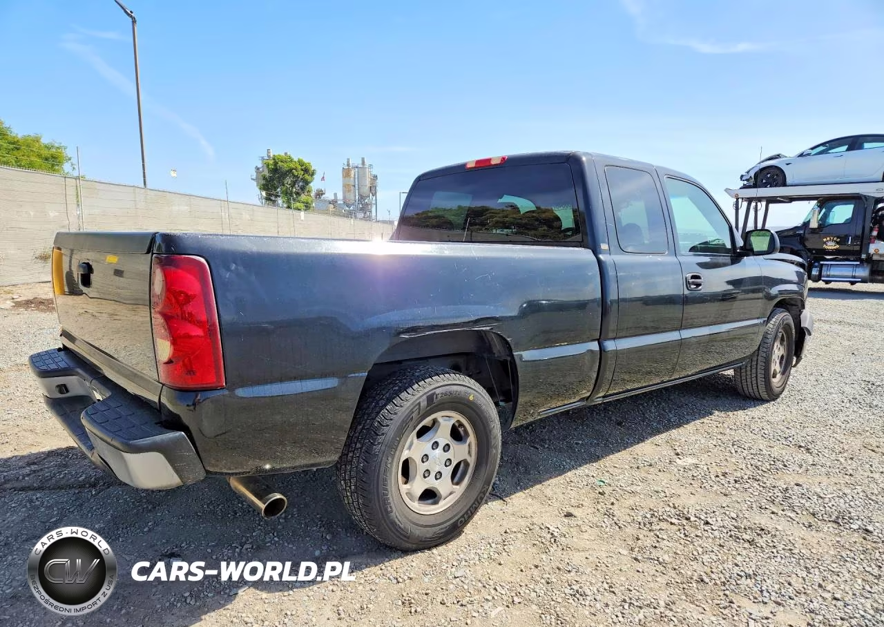 2003 Chevrolet Silverado C1500 VIN:2GCEC19X931207711 - 3