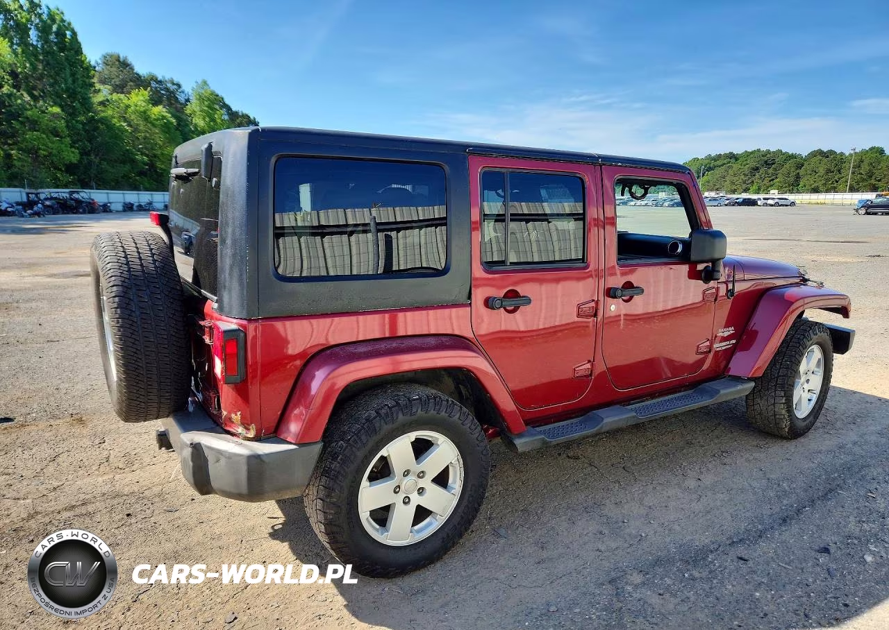 2011 Jeep Wrangler Unlimited Sahara VIN:1J4HA5H11BL549020 - 3