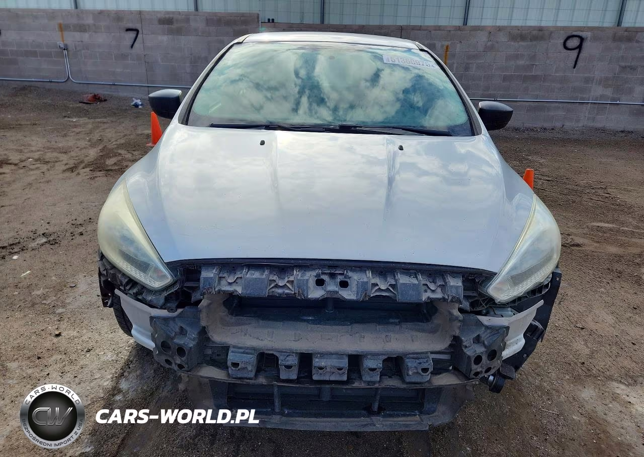 2016 Ford Focus S VIN:1FADP3E23GL405289 - 5