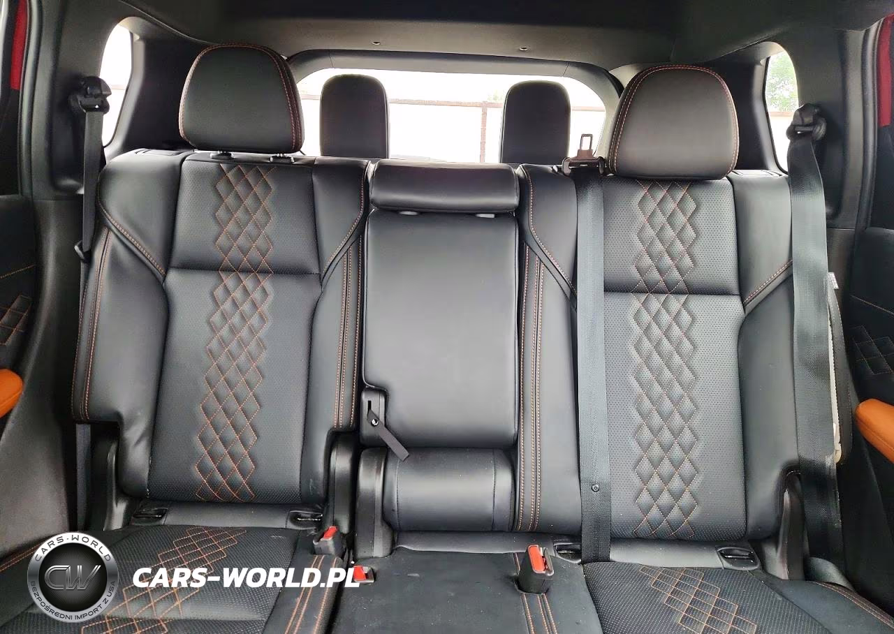 2024 Mitsubishi Outlander Sel VIN:JA4J3WA83RZ007434 - 10