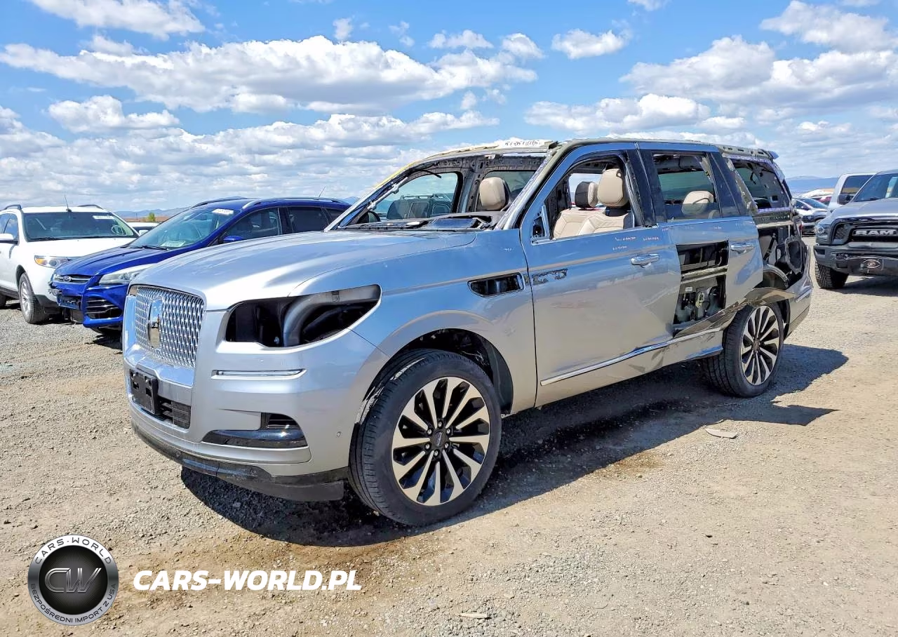 2024 Lincoln Navigator Reserve – zdjęcie 1 z 14