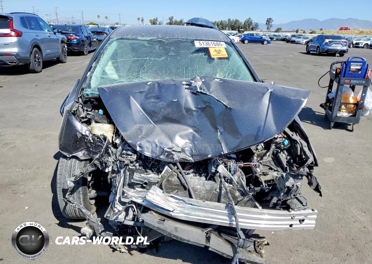 2017 Toyota Prius Two VIN:JTDKBRFU9H3580120 - 5