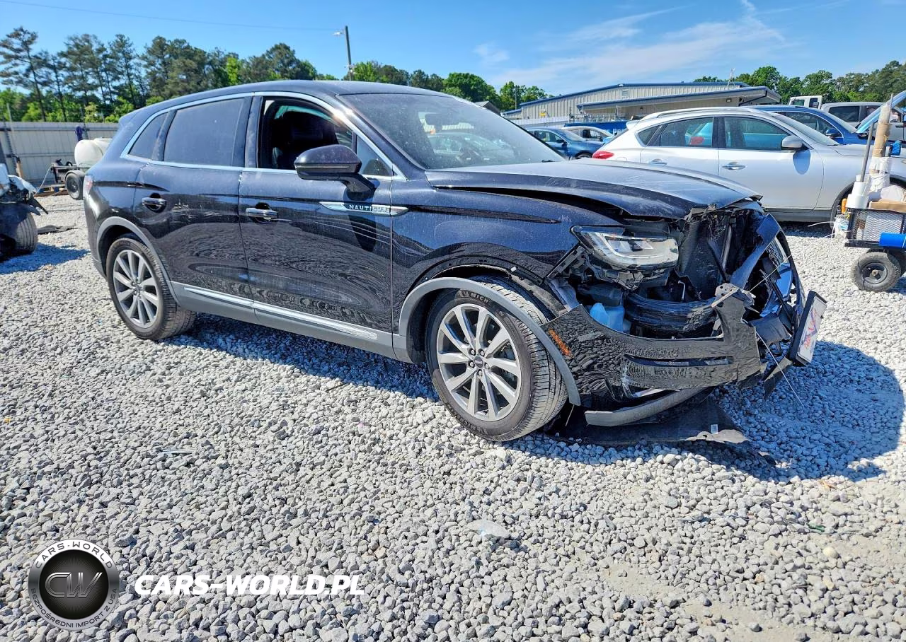 2019 Lincoln Nautilus Select VIN:2LMPJ6K99KBL30697 - 4