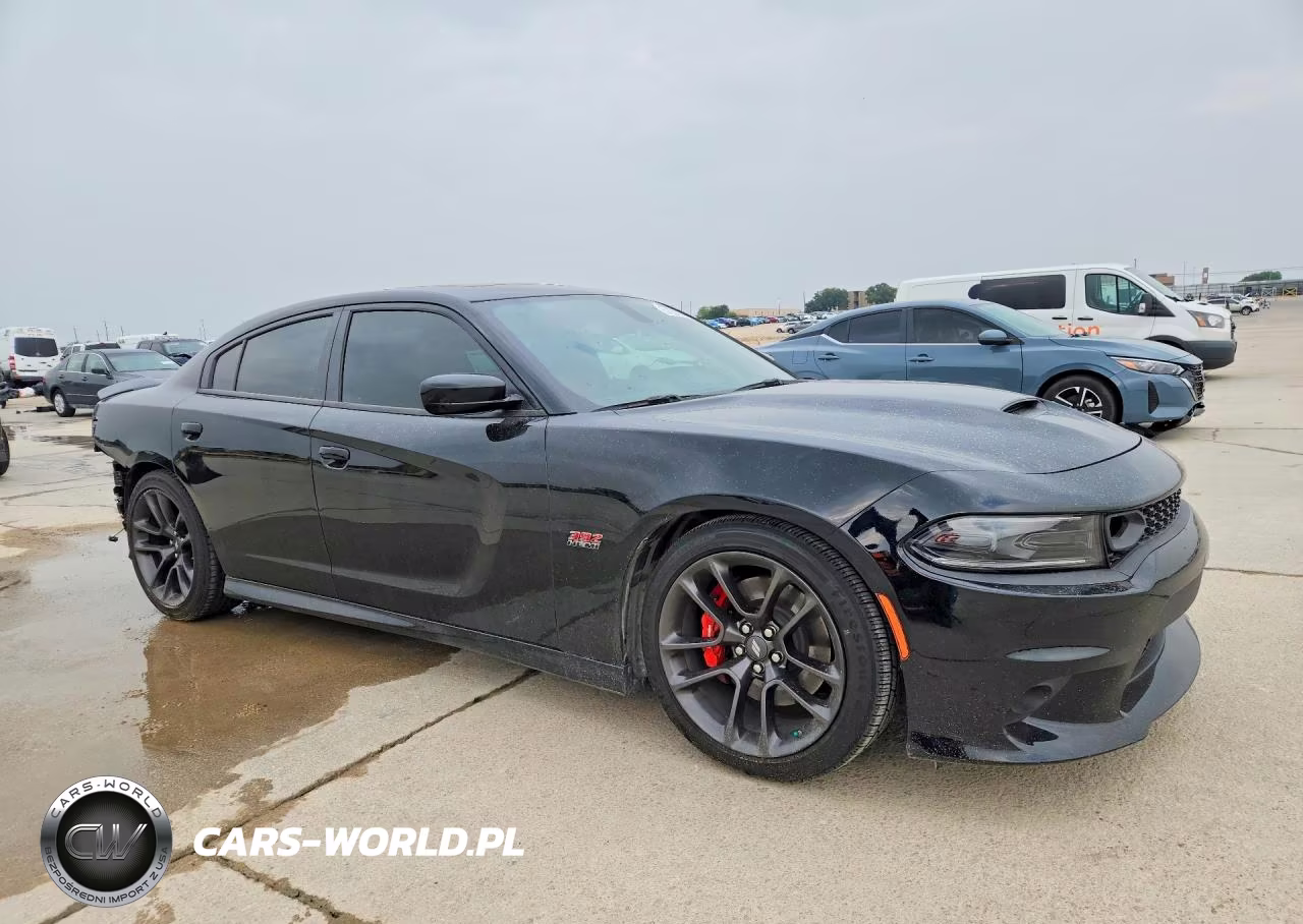 2022 Dodge Charger Scat Pack VIN:2C3CDXGJ7NH262341 - 4