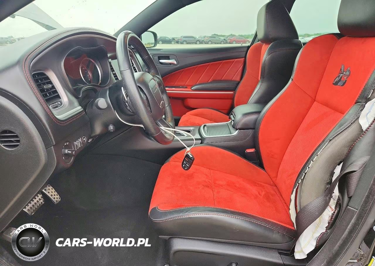 2022 Dodge Charger Scat Pack VIN:2C3CDXGJ7NH262341 - 7