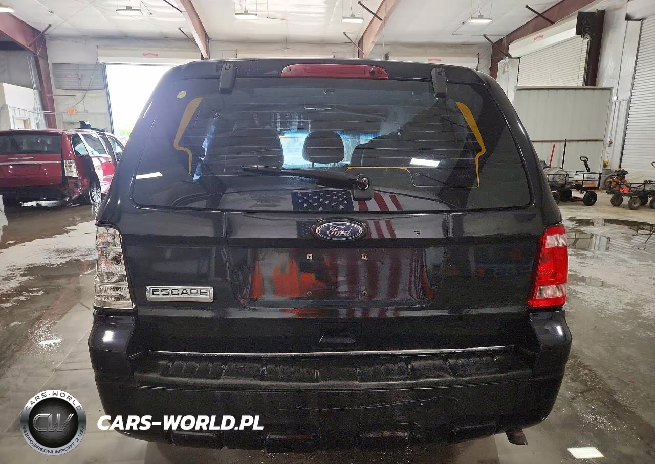 2010 Ford Escape Xls VIN:1FMCU9C71AKD31881 - 6