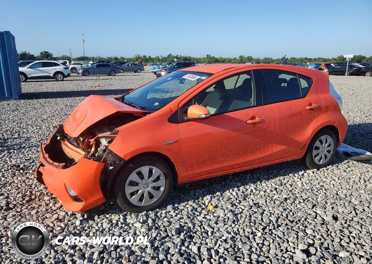 2014 Toyota Prius C Two